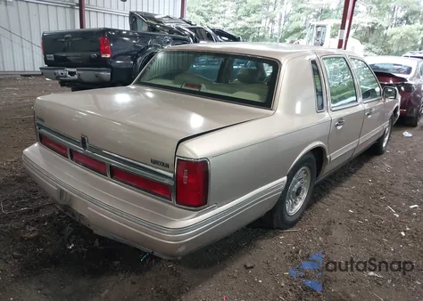 1997 Lincoln Town Car Executive из США, поврежденный, VIN 1LNLM81W6VY643363